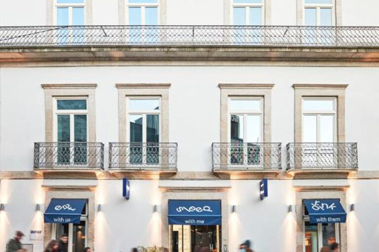 Hote Gravity – Chic&Basic